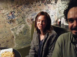 Rose McGowan diner